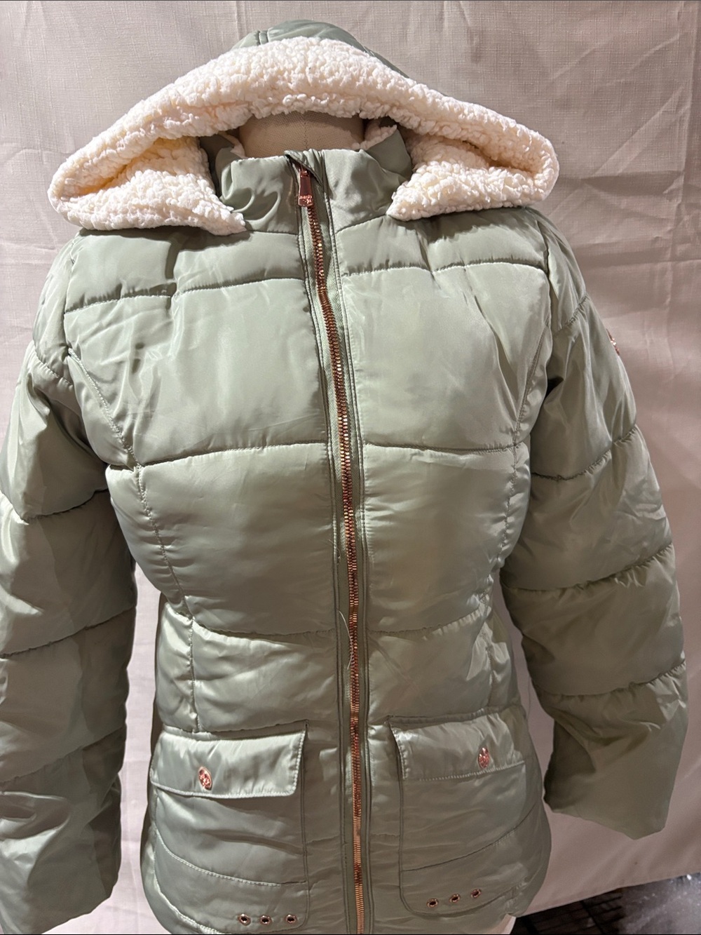 Kindle GirlSage Green Puffer Coat with Sherpa lining Size 14/16